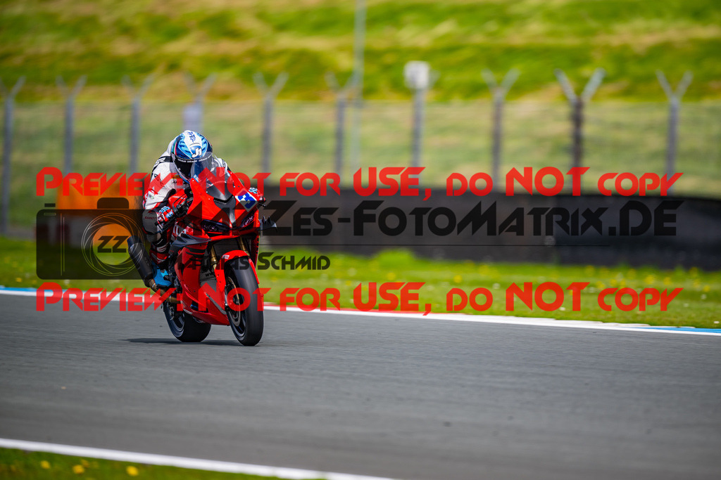 MaZZes_FotoMatrix_240420_6007705_5015 | SSP600