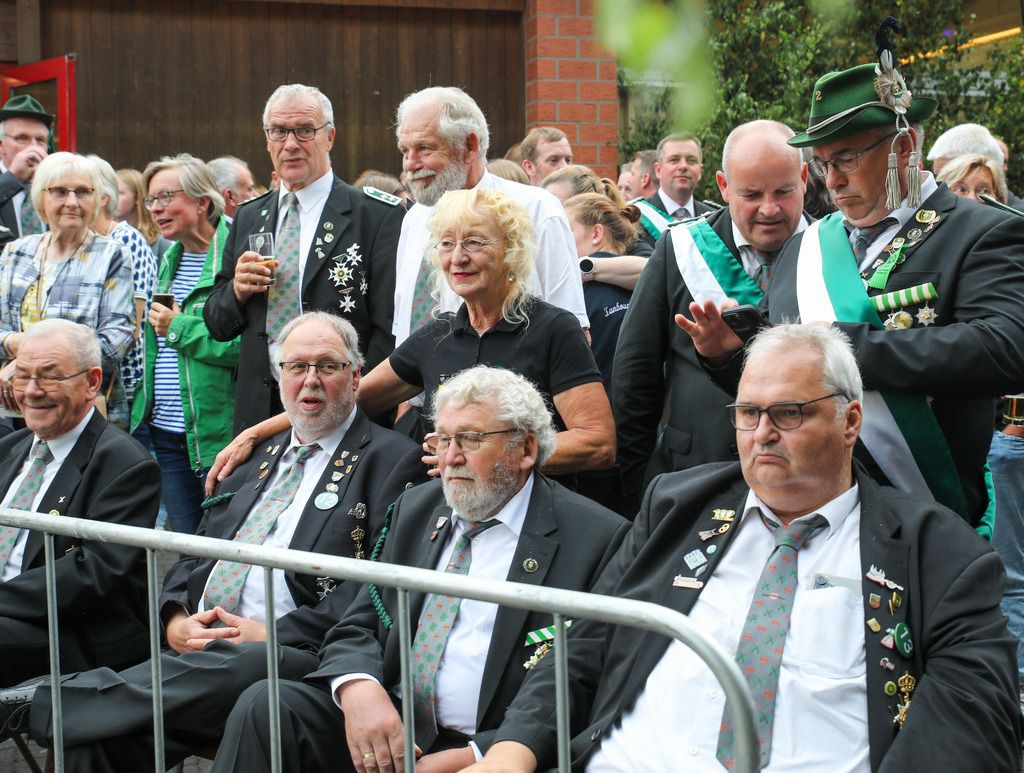 top-top.de-250627-136 | Foto, Video, Fotografie, Videografie, Fotobox, DJ, Discjockey, Musik, Musikbox, Veranstaltung, Photobooth, Amazon, Ebay, Buchtipp, Bestseller, Autor, Verlag, Buch, Wesel, Hamminkeln, NRW, Dinslaken, Rees, Drohne, Hochzeit, Party, Fotobox, Wesel, Fotograf