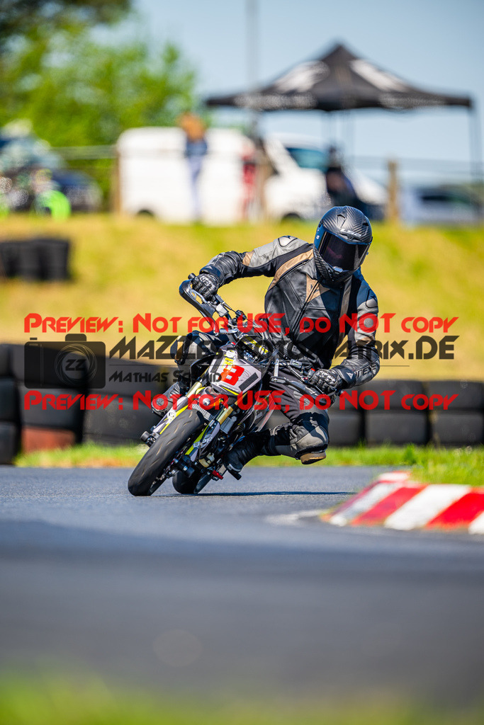 MaZZes_Fotomatrix_20250429_6007705_9480 | Fotograf Mathias Schmid
Sportfotograf,
Eventfotograf,
Hochzeitsfotograf,
Portraitfotograf