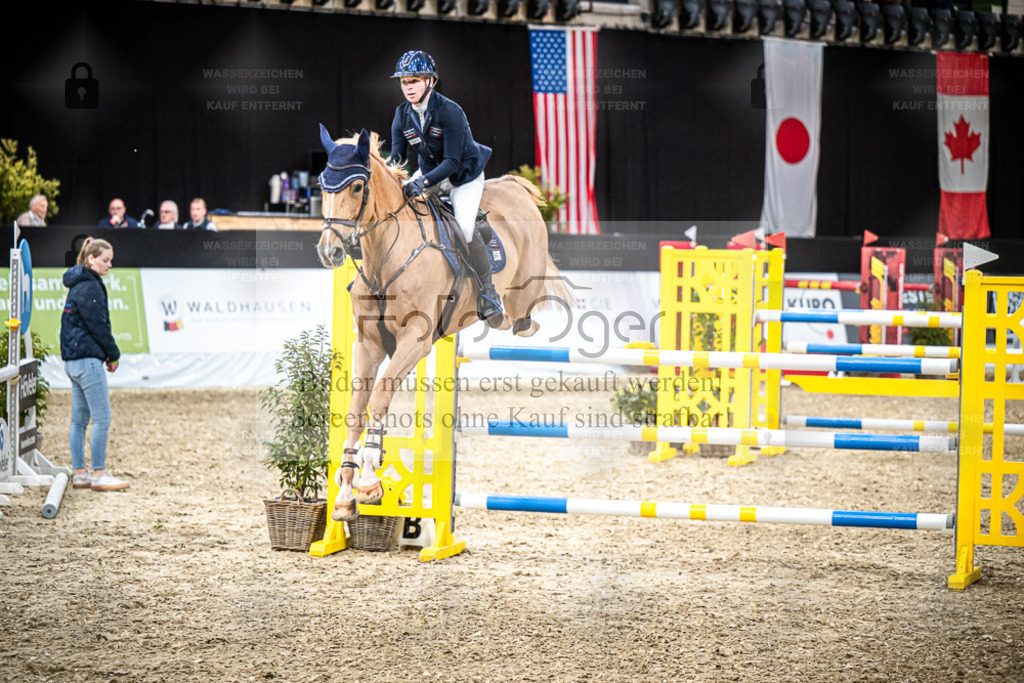 DOS_1704 | Entdecke hochwertige Reitturnierfotos von Foto Oger. Professionell, emotional und authentisch – jetzt Lieblingsmomente im Shop bestellen. - Realisiert mit Pictrs.com