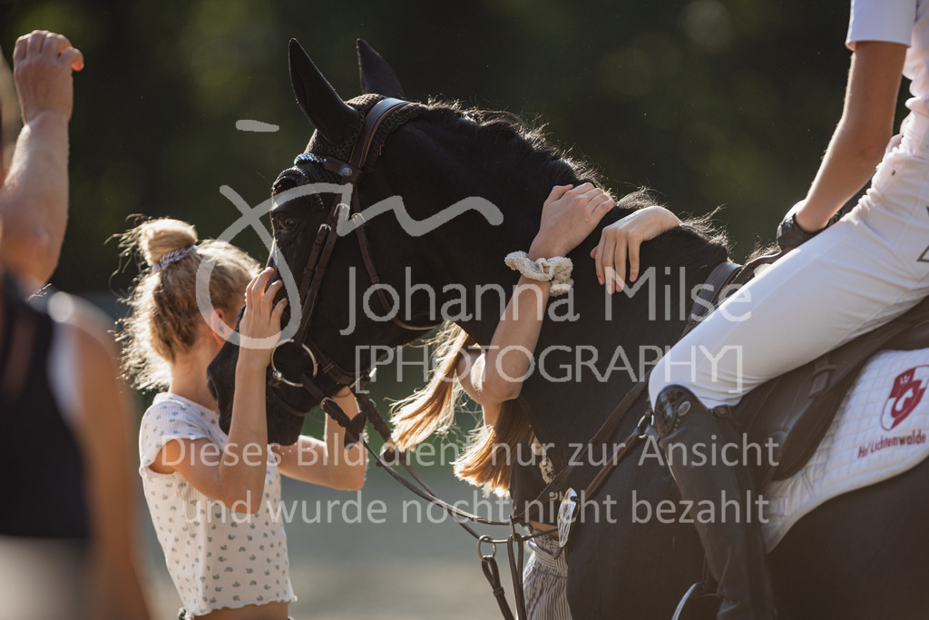 220825_Delbrueck_PonyTrophy-223 | Deine schönsten Turniermomente als professionelle Fotos! Entdecke hochwertige Pferdesport-Fotografie im Online-Shop. Jetzt Fotos finden & bestellen!
