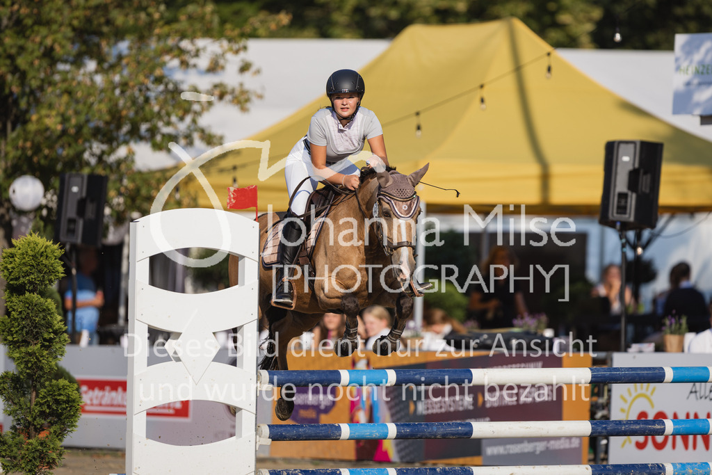 230823_Delbrueck_Stil-A1-136 | Deine schönsten Turniermomente als professionelle Fotos! Entdecke hochwertige Pferdesport-Fotografie im Online-Shop. Jetzt Fotos finden & bestellen!