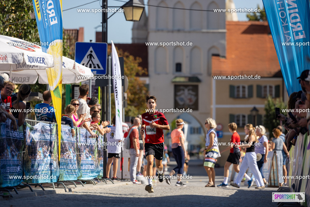 VJ__3573 | Stadtlauf Erding 2025 #stadtlauferding #erdingstadtlauf #stadtlauf_erding #laufmotivation #trisporterding #yourpictrs #sportshot_your_pictrs