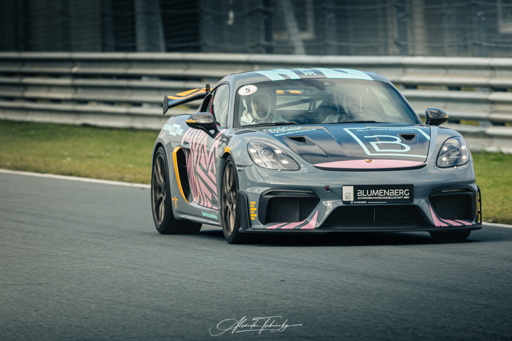 R6AT0484 _Alexander Tschuncky | Entdecken Sie die faszinierende Welt von Alexander Tschuncky Arts: Kreative Fotografie, atemberaubende Automobilkunst und hochwertiger Bilderdruck. Lassen Sie sich inspirieren! - Realisiert mit Pictrs.com