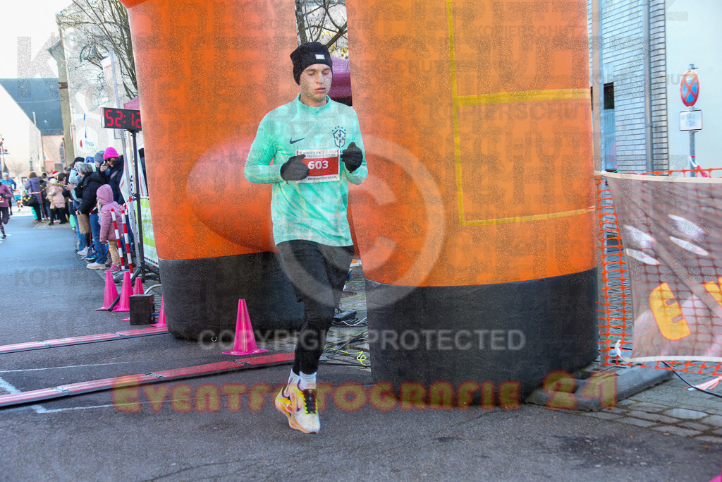 241201_1228_EX1_2273 | Sportfotografie im Rhein-Sieg Kreis, Köln, Bonn, NRW, Rheinland Pfalz, Hessen, etc. Unser Tätigkeitsfeld umfasst den Laufsport vom Volkslauf über den Marathon, Duathlon, Triathon bis zum Ultralauf wie Kölnpfad Ultra oder Schindertrail.