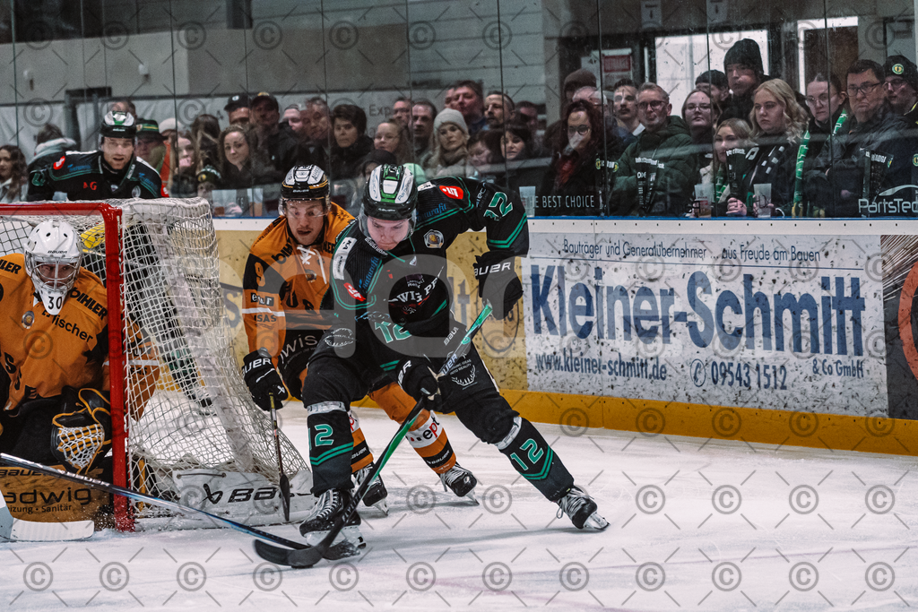 Alligators_vs_Fuessen_06_03_2026_PP-8 | Höchstadt Alligators Fotogalerie: Eishockey-Action aus Franken. Professionelle Spielfotos, Portraits & Stadionbilder zum Download. Jetzt entdecken! - Realisiert mit Pictrs.com