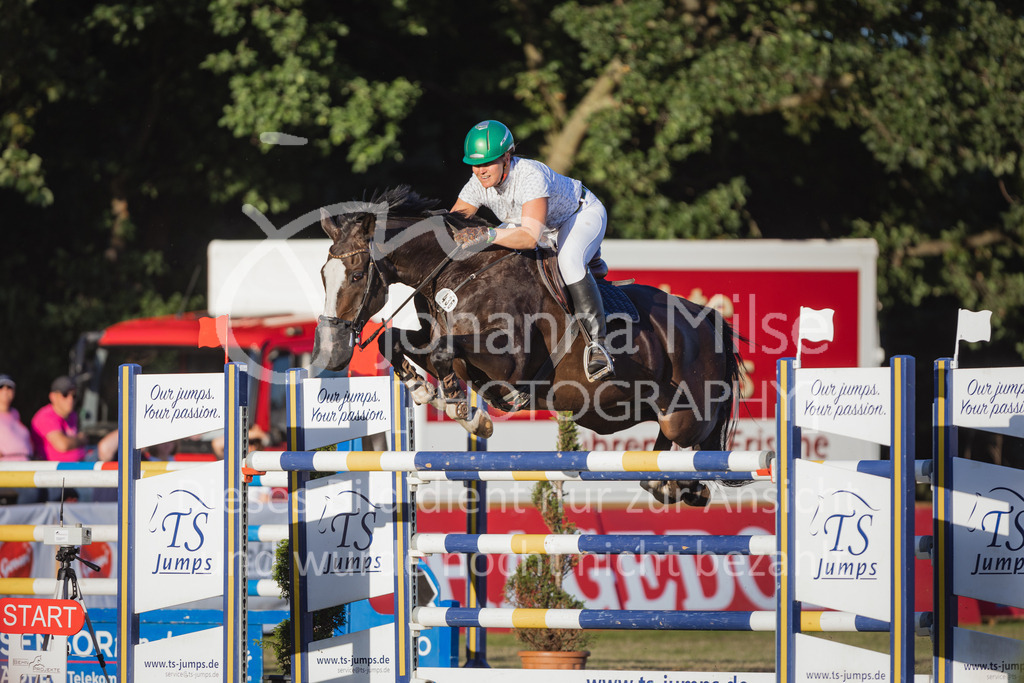 220716_LC_Punkte-S-835 | Deine schönsten Turniermomente als professionelle Fotos! Entdecke hochwertige Pferdesport-Fotografie im Online-Shop. Jetzt Fotos finden & bestellen!