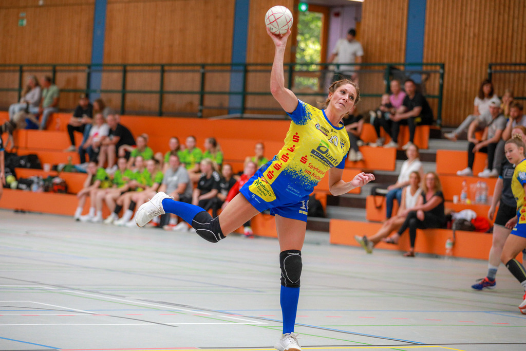 Neukirchen-Duisburg310825_061 | Bildergalerie von Sport-Ereignissen aber auch von weiteren spannenden Dingen - nicht nur vom Niederrhein. In Anlehnung an den bekannten Spruch von Hanns Dieter Hüsch heißt das Motto: "Niederrhein ist überall".  - Realisiert mit Pictrs.com