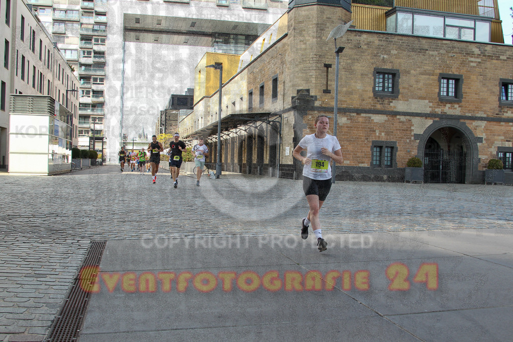 250920_1454_EV4_7538 | Sportfotografie im Rhein-Sieg Kreis, Köln, Bonn, NRW, Rheinland Pfalz, Hessen, etc. Unser Tätigkeitsfeld umfasst den Laufsport vom Volkslauf über den Marathon, Duathlon, Triathon bis zum Ultralauf wie Kölnpfad Ultra oder Schindertrail.