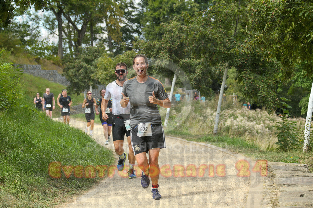 250824_1416_EX1_5605 | Sportfotografie im Rhein-Sieg Kreis, Köln, Bonn, NRW, Rheinland Pfalz, Hessen, etc. Unser Tätigkeitsfeld umfasst den Laufsport vom Volkslauf über den Marathon, Duathlon, Triathon bis zum Ultralauf wie Kölnpfad Ultra oder Schindertrail.