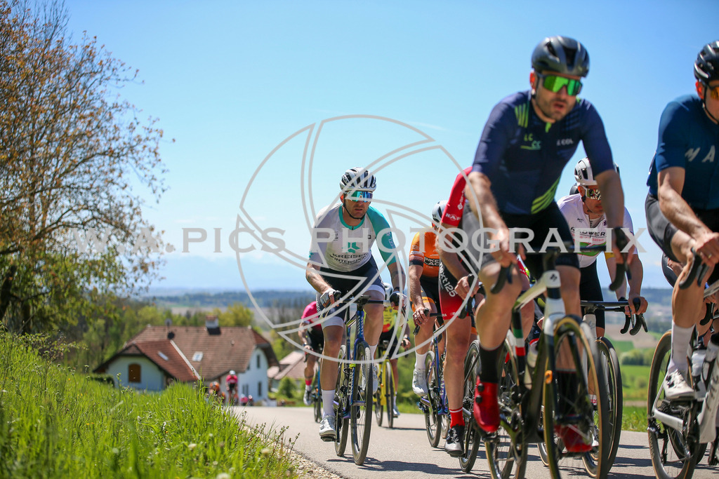 ..... | Wels, 23.04.2026, Kirschblüten Radrennen 2026 , Image shows: Photo: Wapics / Willdoner Andreas