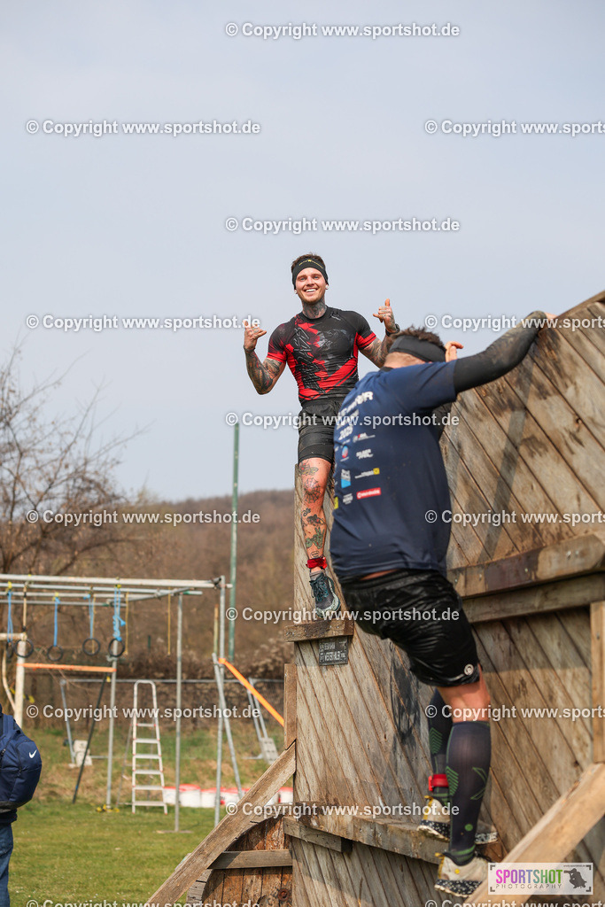 LUR_3130 | Celtic Warrior Dirth Run #celticwarriordirtrun #ocr #kidsrace #celtinis #sprint #wallhalla #dirtrun #donnerskirchen#celticwarriordirtruniscoming #celticwarrior #allout #battle #endurance #ultra #celticwarriorultra #yourpictrs #sportshot_your_pictrs