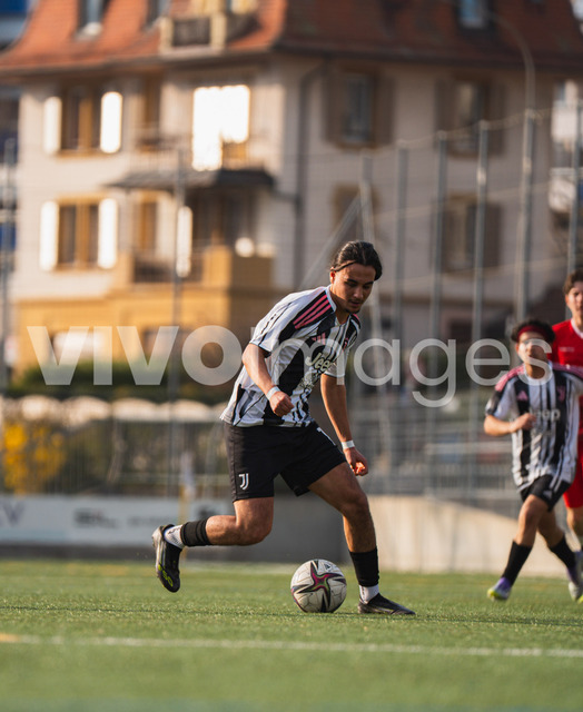 juv_lut_fmachado-0221 | Images from the Juniors B match between Juventus Academy and FC Lutry, played on 18 March 2026 in Lutry, Switzerland, featuring players, coaching staff and match action throughout the game.