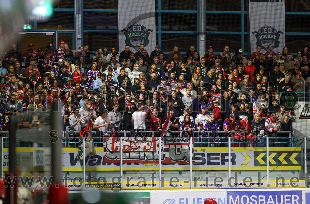 2025-09-12_013_TSV_Erding_gegen_EV_Landshut | Erding, Deutschland, 12.09.2025:Eishockey, Oberliga Süd 2025 / 2026, Testspiel, TSV Erding gegen EV Landshut, Endergebnis: 4:6Foto: Christian Riedel / fotografie-riedel.net