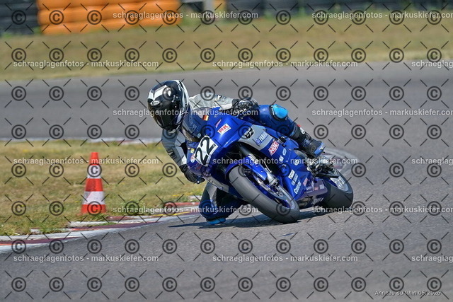 26bc03-2250 | markuskiefer.com - Realisiert mit Pictrs.com