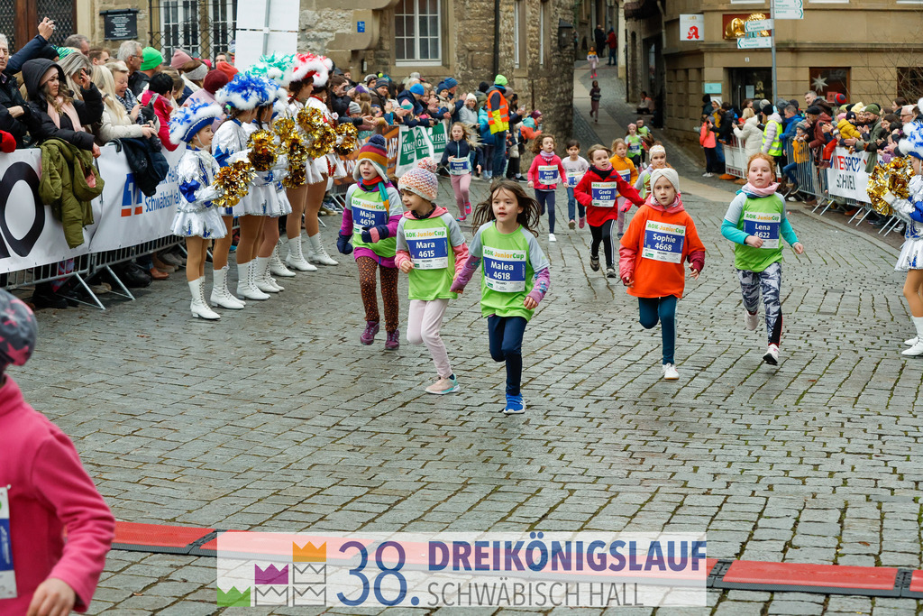 400m AOK Junior Cup | 3 Koenigslauf 2024 400m AOK Junior Cup - Realisiert mit Pictrs.com