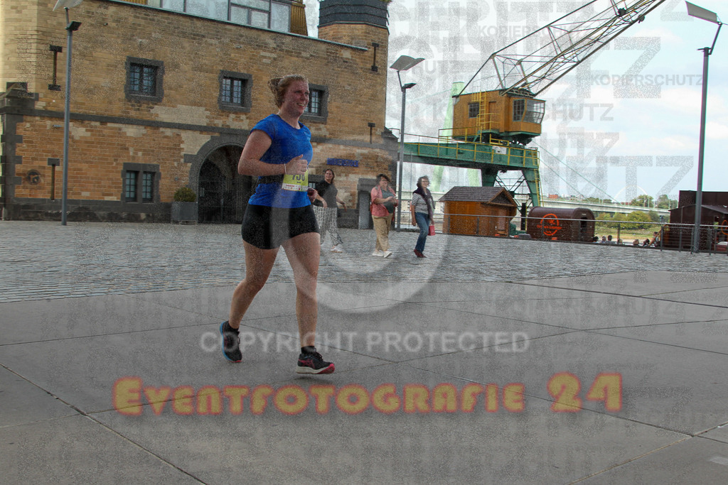 250920_1538_EV4_9361 | Sportfotografie im Rhein-Sieg Kreis, Köln, Bonn, NRW, Rheinland Pfalz, Hessen, etc. Unser Tätigkeitsfeld umfasst den Laufsport vom Volkslauf über den Marathon, Duathlon, Triathon bis zum Ultralauf wie Kölnpfad Ultra oder Schindertrail.