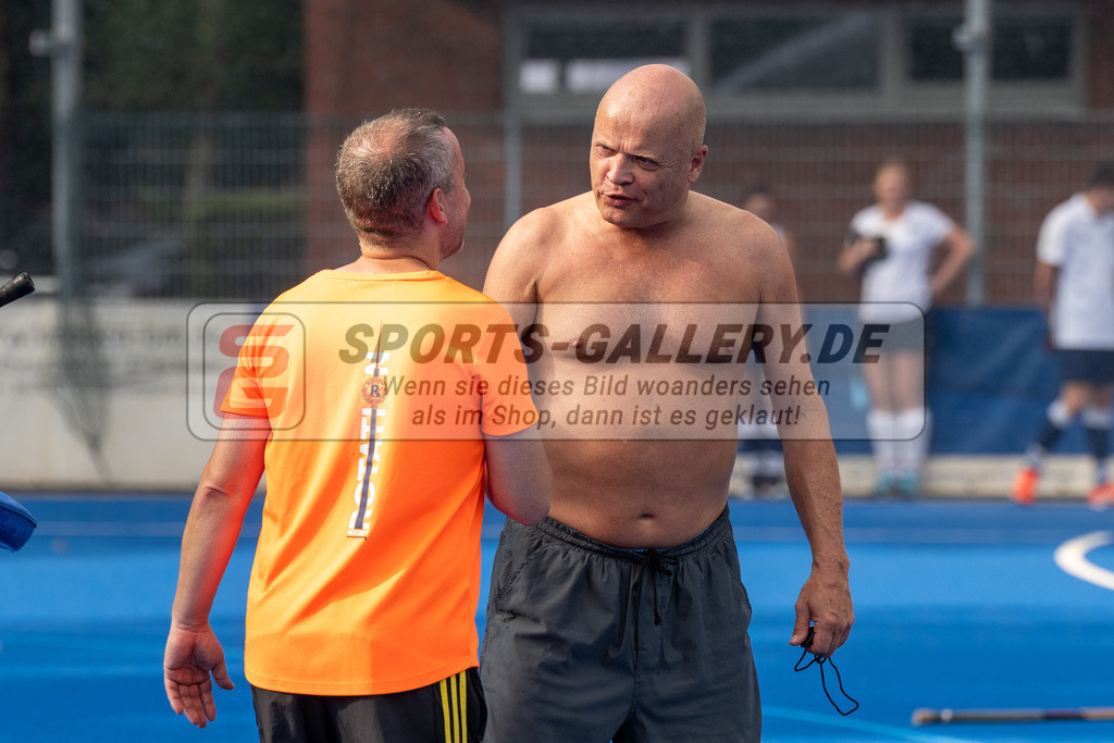 SFE_20240817_0167 | Krefeld, Deutschland, 17.08.2024:  European Cup for Recreational Hockey Players im KTHC Stadion Rot-Weiss Köln Tennis and Hockey Club am 17.08.2024 in Krefeld, Deutschland. (Foto von Stephan Fehrmann)Krefeld, Germany, 17.08.2024: European Cup for Recreational Hockey Players in KTHC Stadion Rot-Weiss Köln Tennis and Hockey Club at 17.08.2024 in Krefeld, Deutschland. (Foto from Stephan Fehrmann)
