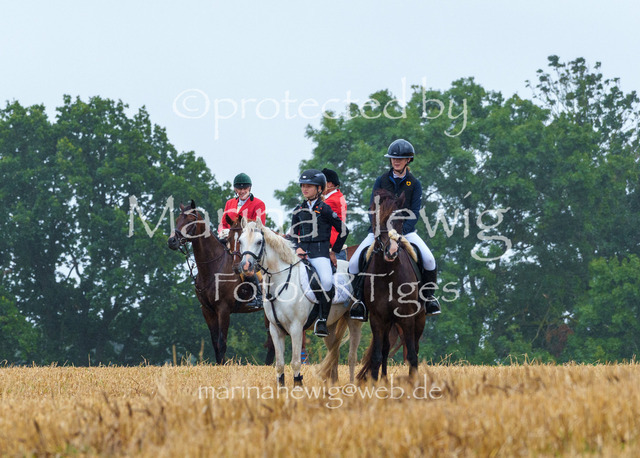 Jagd Kletkamp 26-02805_MarinaHewig | Fotografie, FotoArt, PferdesportArt, Pferdesportfotografie, Landschaftsfotografie, Reisefotografie, Reise, Pferde - Realisiert mit Pictrs.com