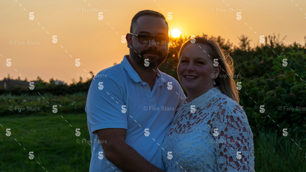 DSC00523_mitLogo25 | Five Stars Fotografie und Videografie fängt Ihre besonderen Momente mit atemberaubenden Bildern und hochwertigen Videos ein. Perfekt für Hochzeiten, Events und mehr – lassen Sie sich von unserer Expertise und Kreativität begeistern.