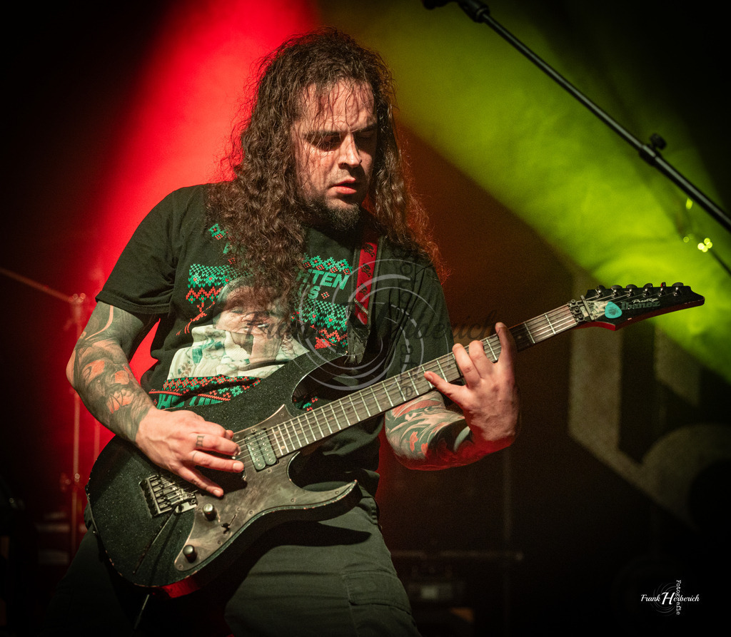 Justice 23.12.2025 | Frank Herberich Fotografie, Frank Herberich, Fotografie, Hochzeit, Portrait, St. Peter Ording, Ording, Westerhever, Nordsee, Frank Fotografie, Hardheim,  Odenwald,Walldürn, Band,Eventfotografie - Realisiert mit Pictrs.com