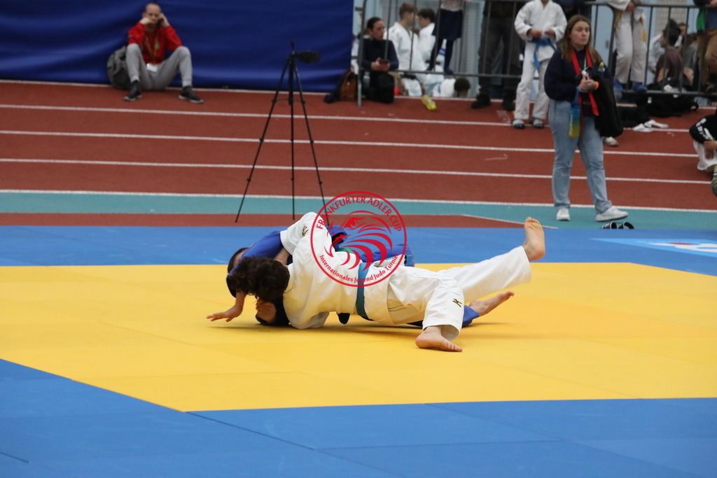 1J7A3025 | Fotos vom Adler Cup - Pictures from Adler Cup

Hier findet Ihr alle Eindrücke und großen Momente der Adler Cup Wochenenden. Here you will find all impressions and great moments of the Adler Cup weekends. - Realisiert mit Pictrs.com