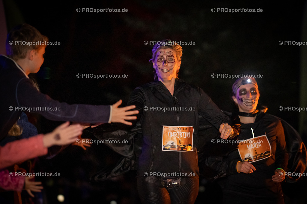 Halloween Run 2022 in Koeln, 31.10.2022 | Impressionen vom Halloween Run 2022 am 31.10.2022 in Koeln (Forstbotanischer Garten Rodenkirchen). Foto: BEAUTIFUL SPORTS/Axel Kohring