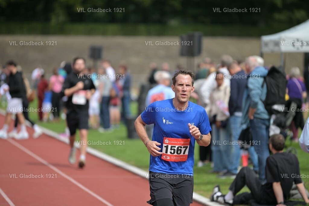 2026-08-23_Sparkassenlauf_HM_KH_01155 | Die Fotografen - Realisiert mit Pictrs.com