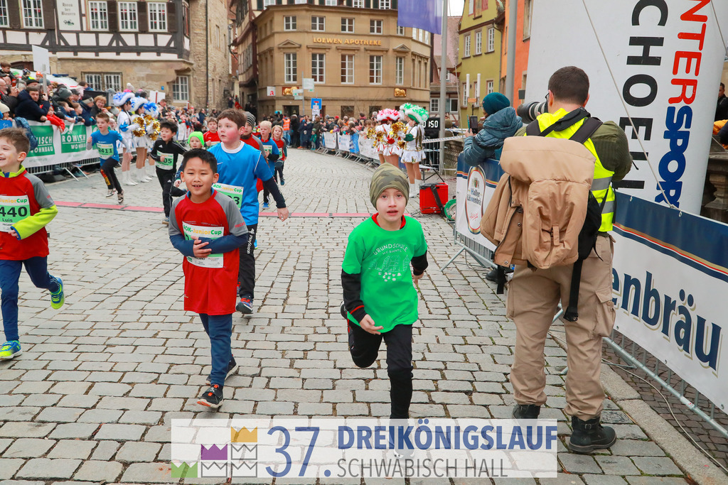 AOK JuniorCup 400m | 3Koenigslauf 2023 - Realisiert mit Pictrs.com