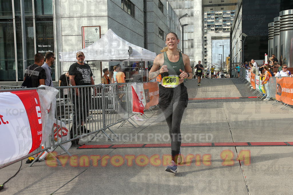 250920_1537_EX1_0215 | Sportfotografie im Rhein-Sieg Kreis, Köln, Bonn, NRW, Rheinland Pfalz, Hessen, etc. Unser Tätigkeitsfeld umfasst den Laufsport vom Volkslauf über den Marathon, Duathlon, Triathon bis zum Ultralauf wie Kölnpfad Ultra oder Schindertrail.