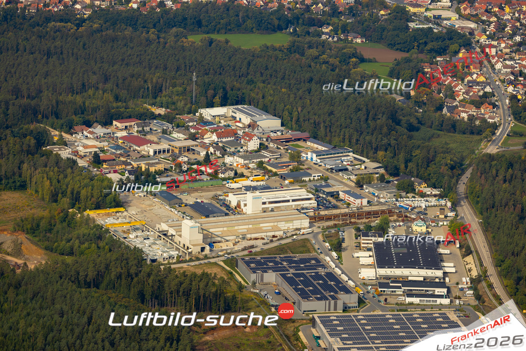 Aktuelles Luftbild von Gewerbegebiet Mittellandholz Schwarzenbruck - Die Luftaufnahme wurde 2022 mittels UL-Flugzeug erstellt ( keine Drohne ) - hochauflösende Kamera-Systeme von  Canon -Beste Qualität - Für grossformatige Ausdrucke geeignet. Die Geschenkidee !
