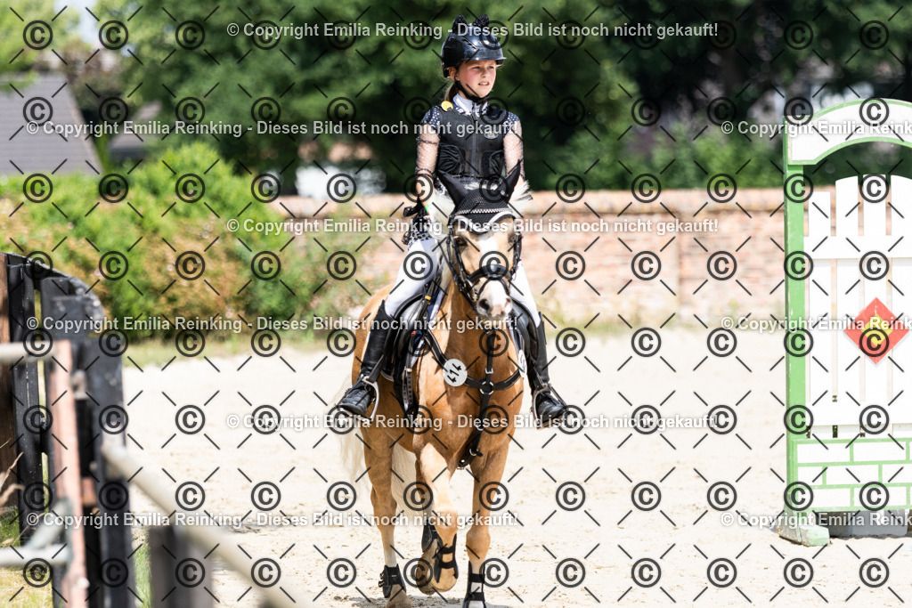 CL5A7479 | Emilia Reinking Fotografie - Realisiert mit Pictrs.com