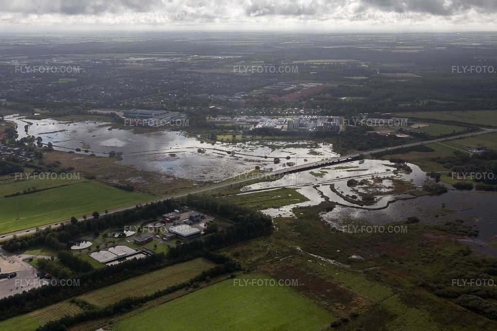 Aerial view: View of the town in Varde in the state South Denmark, Denmark.Photo: IMG_103501.jpg taken on 09/16/2017 by Werner Riehm/FLY-FOTO.comResolution of the original: 5472 x 3648 px