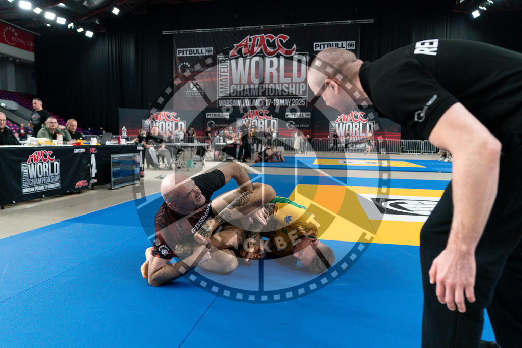 20250517PBB2969 | Athletes compete during the first day of the ADCC Amateur World Championship on May 15, 2025 in Warsaw, Poland. © Chiara Dazi / photoblackbelt