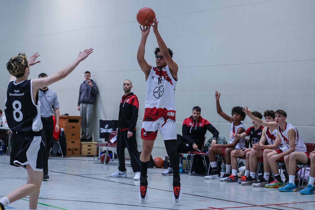 JBBL BAYER GIANTS vs Team BonnKöln RAG-21 | Fotos von Basketballspielen aus dem Raum NRW fotografiert von Gero Mueller-Laschet und Daniel Schaefer - Realisiert mit Pictrs.com