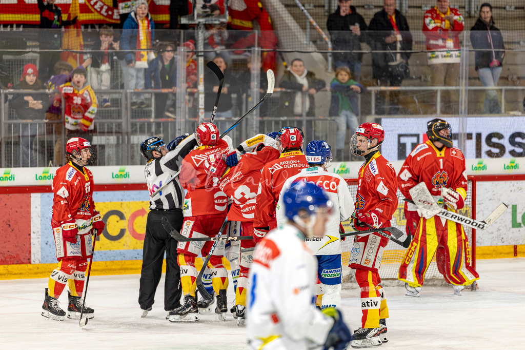 EHCB vs GCK _1-917530112 | Sportbilder, Sportfotograf, Hochzeits- und Eventfotografin, Flugshows, Portraits und Tiershooting, Aviation, Downhill, Nationalleague, Swissleague, International