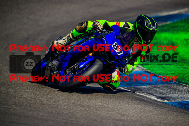 MaZZes_FotoMatrix_240520_6007705_5956 | WEISS