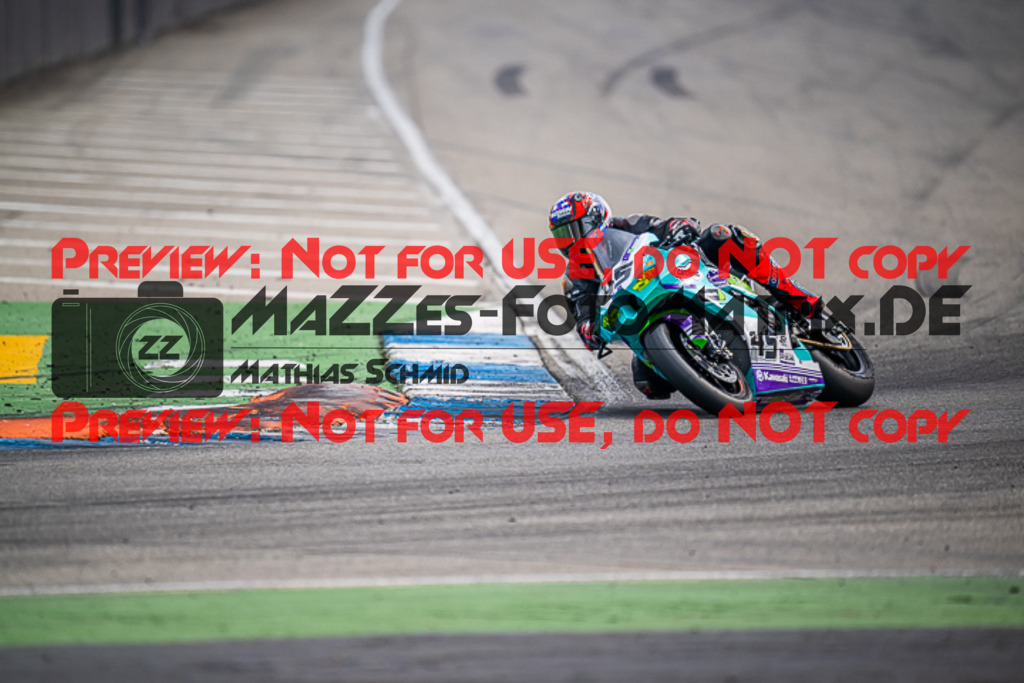 MaZZes_FotoMatrix_220924_0761 | PRO SUPERSTOCK