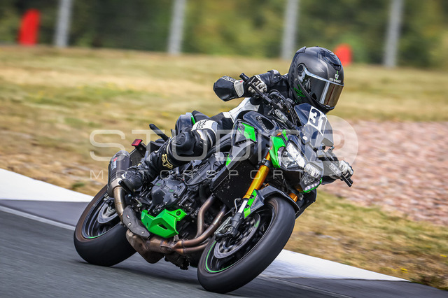 0031-260815BB-012_31 | Deine Full-Service-Agentur für ✔️Videoproduktionen und ✔️Motorsportfotografie Jetzt Angebot anfragen!