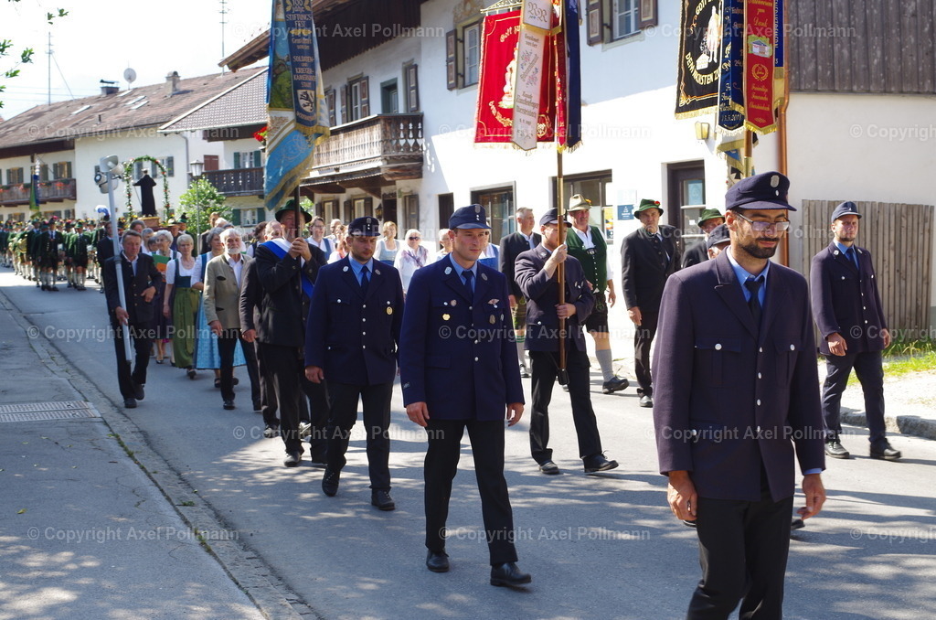 IMGP3687 | fotografiert von Axel PollmannLeonhardi Wallfahrt Benediktbeuern und Murnau, Fronleichnam, Fasching, Landschaft im Loisachtal und Benediktbeuern  - Realisiert mit Pictrs.com