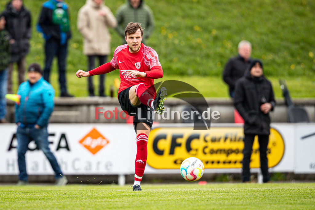 TSV Peißenberg vs WSV Unterammergau | Abstiegs Qualifikationsrunde Kreisliga Gruppe C, TSV Peißenberg vs WSV Unterammergau, 20240420,
Hannes KUNTERWEIT (TSVP 4) in Aktion,
2024-04-20 in Peißenberg (Sportplatz Peißenberg)
4 Hannes KUNTERWEIT (TSVP 4)
Copyright: WolfgangxLindner www.foto-lindner.de