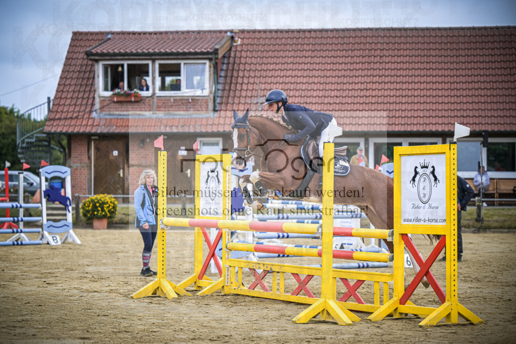 DOS_4404 | Entdecke hochwertige Reitturnierfotos von Foto Oger. Professionell, emotional und authentisch – jetzt Lieblingsmomente im Shop bestellen.Deutschlandweite Turnierfotografie. - Realisiert mit Pictrs.com