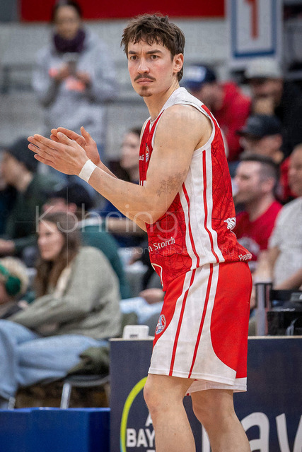 Barmer 2. Basketball Bundesliga ProA: Bayer Giants Leverkusen vs. RheinStars Koeln, 04.04.26 | Leverkusen, 04.04.26 - Jasper Günther (RheinStars Köln, 6) während des Spiels der Barmer 2. Basketball Bundesliga ProA: Bayer Giants Leverkusen vs. RheinStars Koeln in der Ostermann Arena in Leverkusen.
