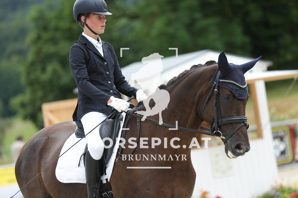 0P6A0997 | Willkommen bei Brunnmayr - Design & Fotografie – Ihrem Spezialisten für Reitturniere und Pferdeveranstaltungen in Oberösterreich, Salzburg und Bayern! Seit über 17 Jahren sind wir leidenschaftlich dabei.