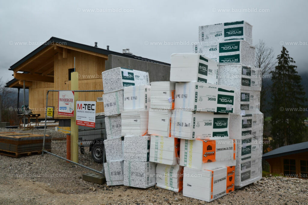 bib-lg19-fussbodenaufbau-0121 | Nach LV-Leistungsgruppen sortierte Detailfotos über den Bau eines Hauses. Alle Hausbau-Bilder direkt vom Urheber und Autor der Website Haus-Selber-Bauen.com