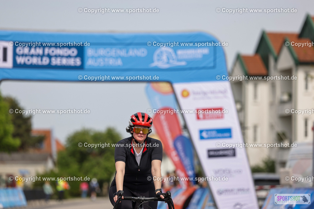 VJ__9273 | Neusiedlersee Radmarathon 2026@sportshot_your_pictrs #yourpictures#roadtowm2029 #nrm #neusiedlerseeradmarathon #neusiedlersee #neusiedlerseetourismus #burgenland #mörbisch #nrm26 #burgenlandtourismus #voglundco #poweredbyburgenlandtourismus #radsport #rad #marathon #ucigranfondo #visitburgenland #ucigranfondoworldseries