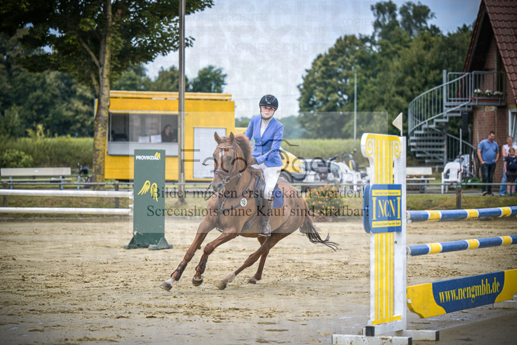 DOS_2111 | Entdecke hochwertige Reitturnierfotos von Foto Oger. Professionell, emotional und authentisch – jetzt Lieblingsmomente im Shop bestellen.Deutschlandweite Turnierfotografie. - Realisiert mit Pictrs.com