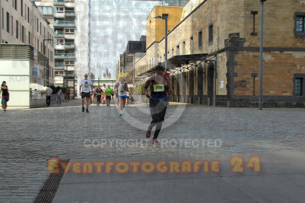 250920_1459_EV4_7768 | Sportfotografie im Rhein-Sieg Kreis, Köln, Bonn, NRW, Rheinland Pfalz, Hessen, etc. Unser Tätigkeitsfeld umfasst den Laufsport vom Volkslauf über den Marathon, Duathlon, Triathon bis zum Ultralauf wie Kölnpfad Ultra oder Schindertrail.
