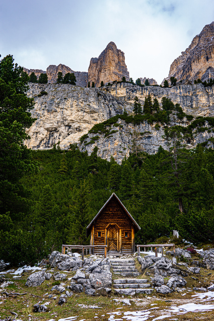 0015 | <meta name="keywords" content="Bergbilder, Hochzeitsfotografie, Actionshootings, Fotografiearbeiten, Berglandschaften, Naturfotografie">

 - Realisiert mit Pictrs.com