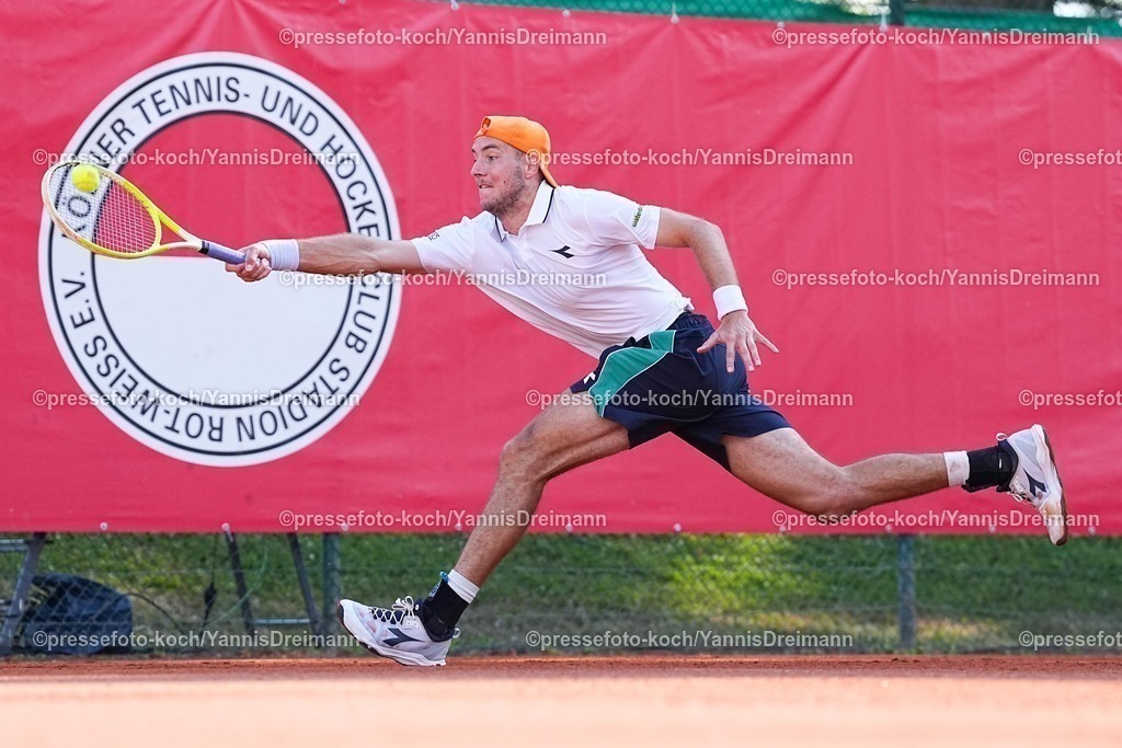 xYDR11072501095 | 11.07.2025, xydrx, Köln, Tennis, 1.Bundesliga Herren, Kölner THC Stadion Rot-Weiss 1 - TC Bredeney 1, Tennisanlage Olympiaweg: Jan-Lennard Struff (TC Bredeney 1)